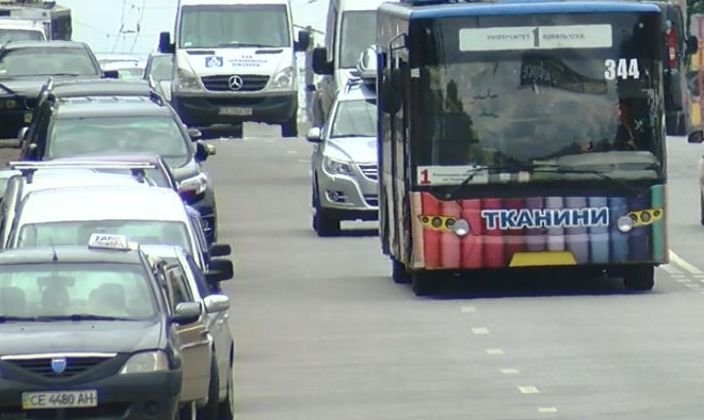 У понеділок в Чернівцях тролейбус №1 знову не виїхав на маршрут