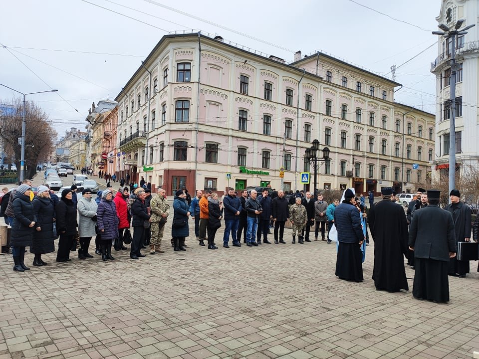 У Чернівцях вшановують пам’ять героїв Небесної Сотні